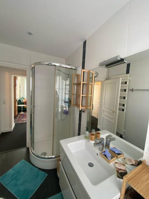 Appartement Quartier Historique Abbaye Aux Hommes Caen Bagian luar foto
